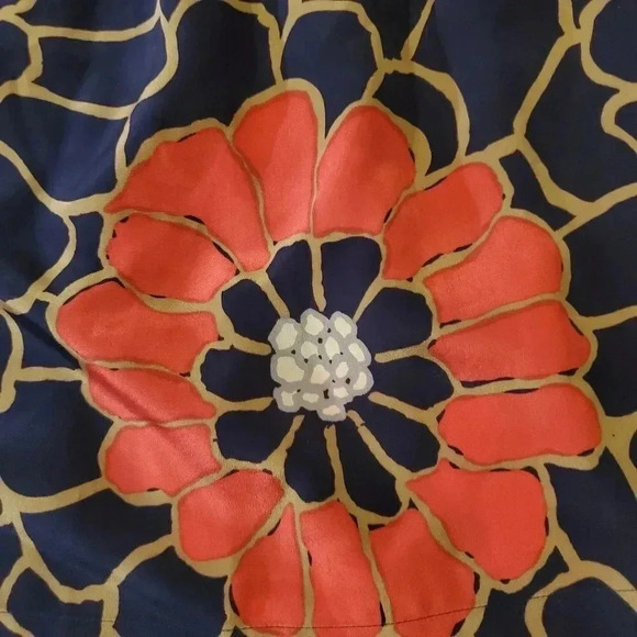 Tabitha by Anthropologie 100% silk halter blouse with red poppy print Size 0 - Picture 2 of 3